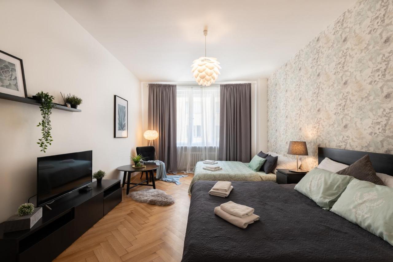 Luxury Apartment In Prime Location Prague Exterior photo